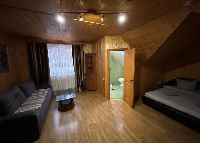 любе Otel *