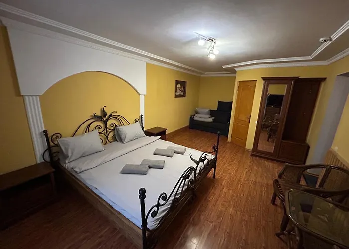 Otel любе Yablunytsia