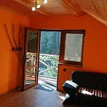 любе Hotel *