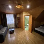 любе Hotel *