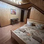 любе Hotel Yablunytsya