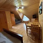 Hotel любе *