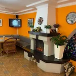 любе Hotel *