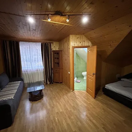 любе Otel *